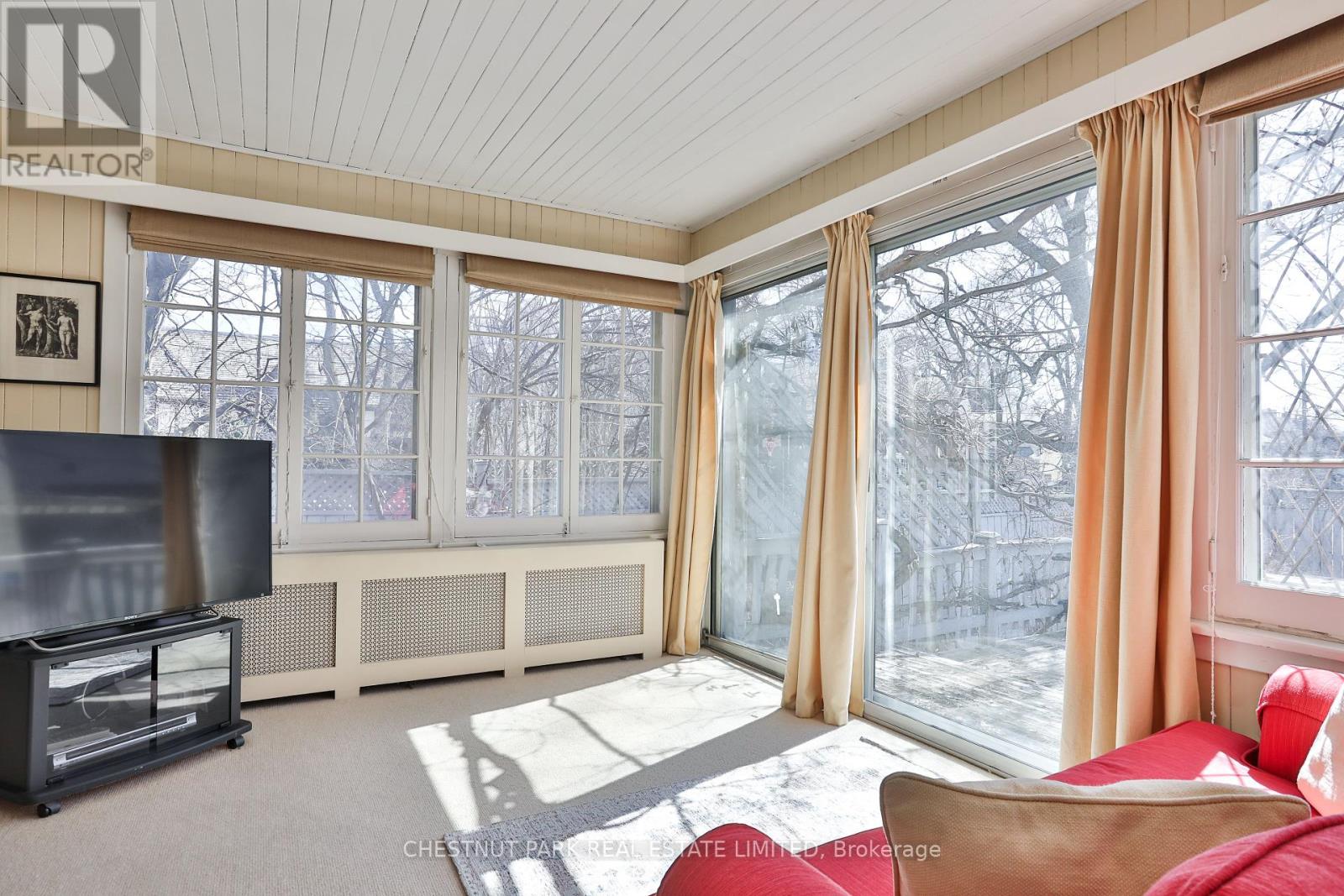 87 Tranmer Avenue, Toronto, Ontario  M5P 1E3 - Photo 14 - C12052643