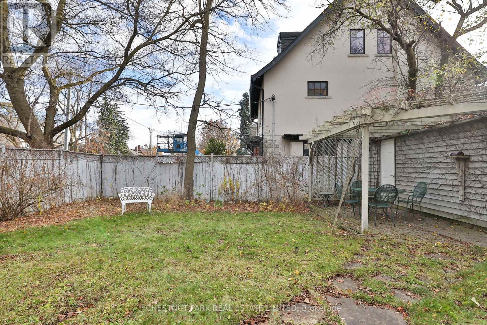 87 Tranmer Avenue, Toronto, Ontario  M5P 1E3 - Photo 34 - C12052643