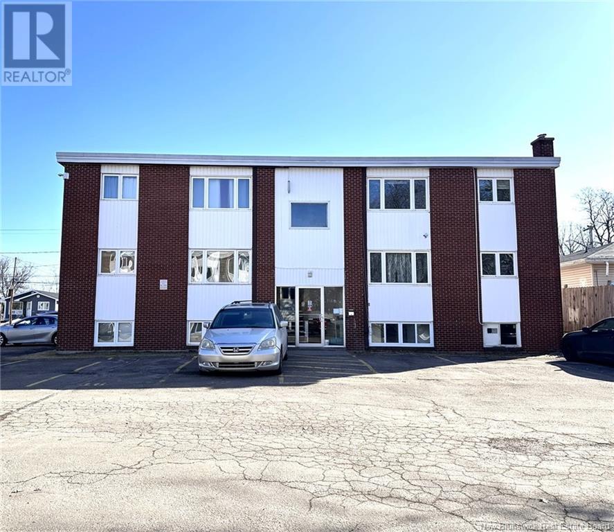 139 Elmwood Drive, Moncton, New Brunswick  E1A 1X2 - Photo 6 - NB113935