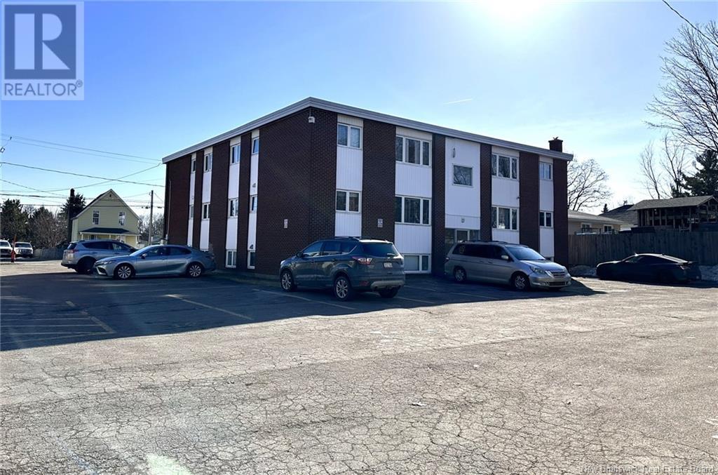 139 Elmwood Drive, Moncton, New Brunswick  E1A 1X2 - Photo 7 - NB113935
