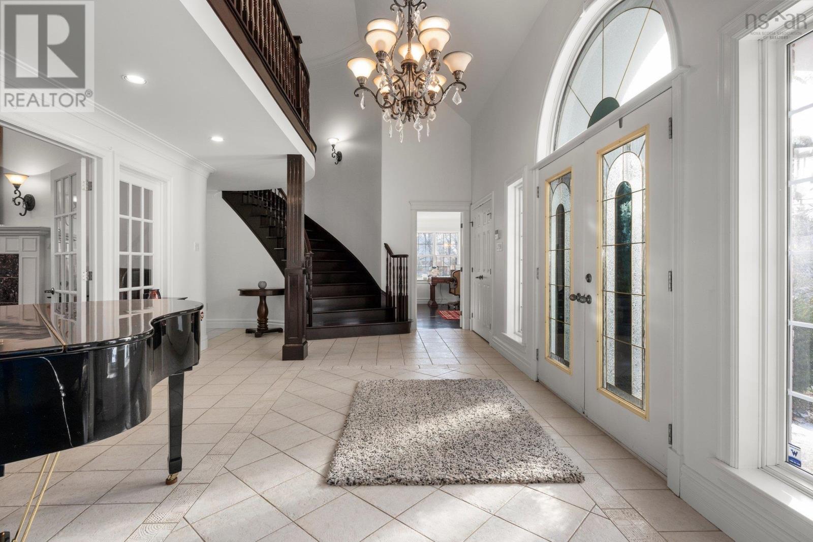 Property at 14 Club House Lane image 3