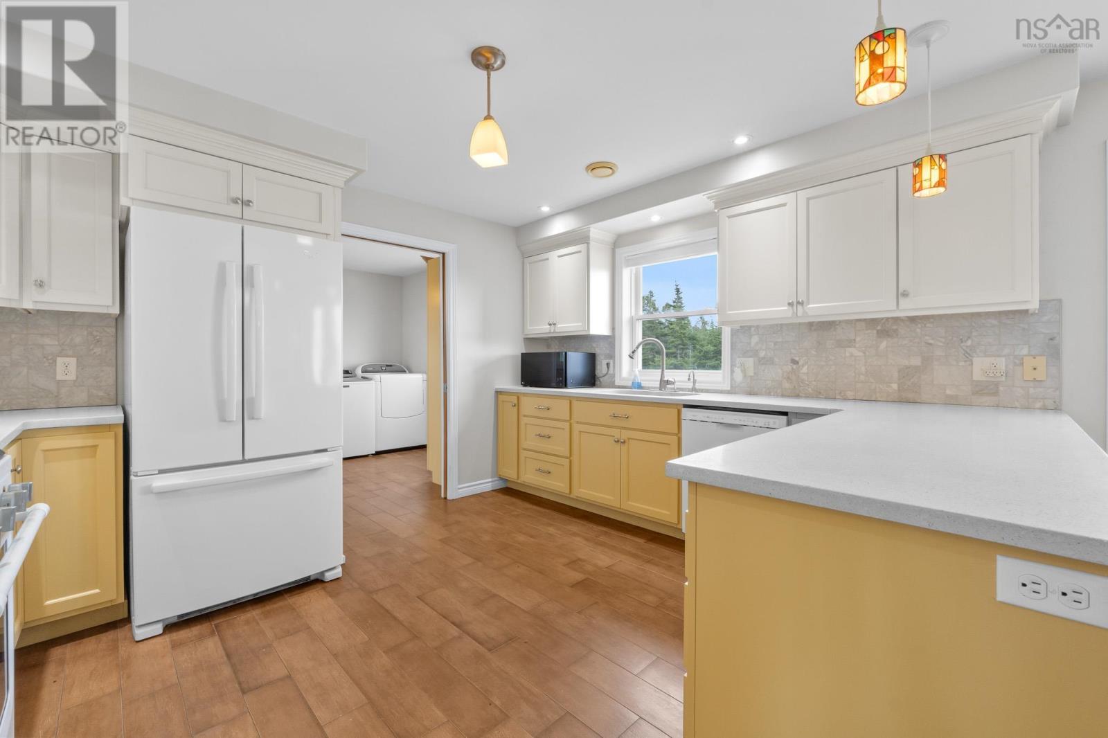 187 East Side Bickerton Road, Port Bickerton, Nova Scotia  B0J 1M0 - Photo 10 - 202506354