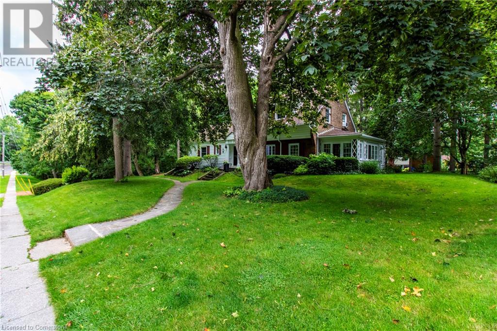 Property at 312 NELSON Street W image 2