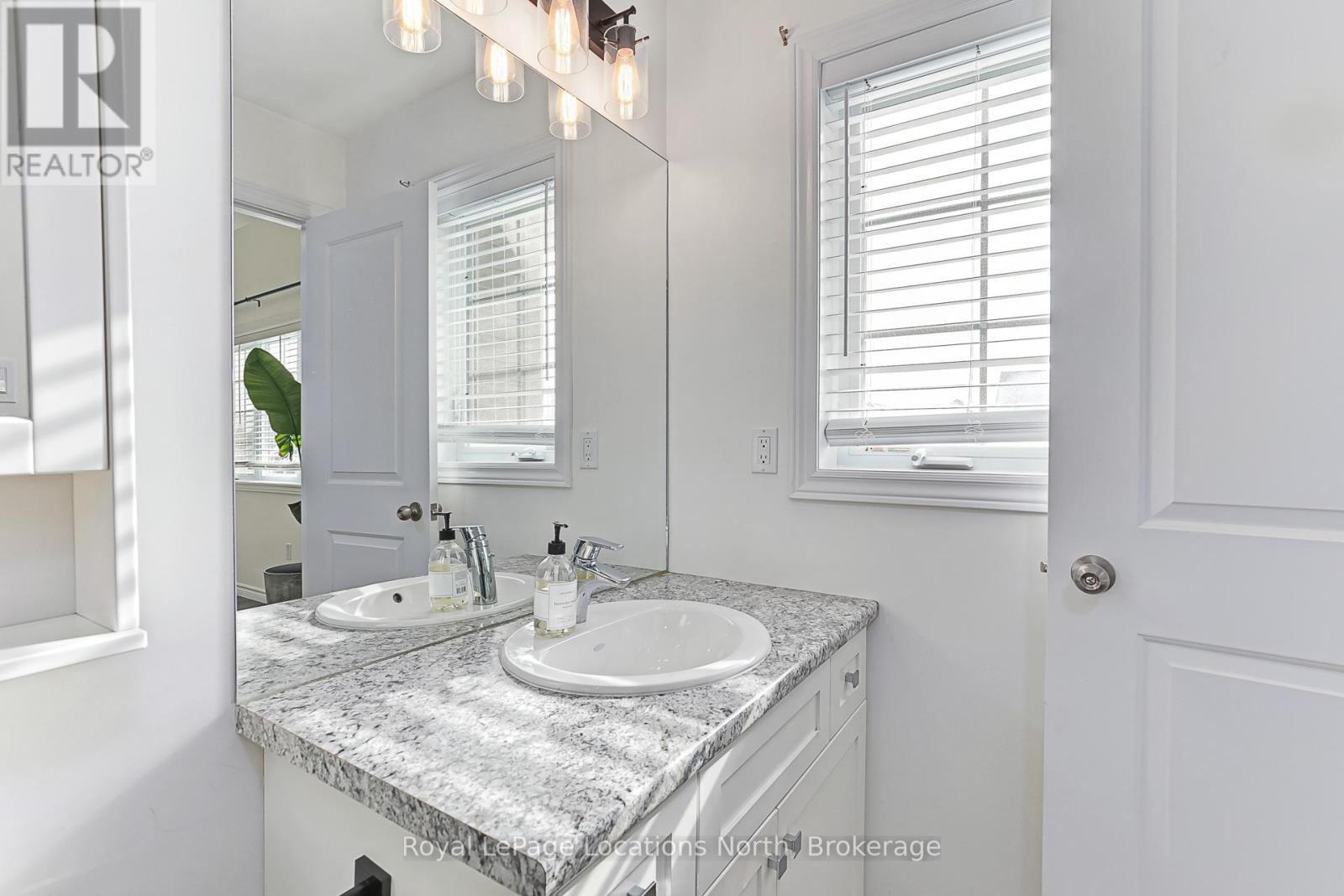 43 Cooper Street, Collingwood, Ontario  L9Y 0W8 - Photo 25 - S12052750