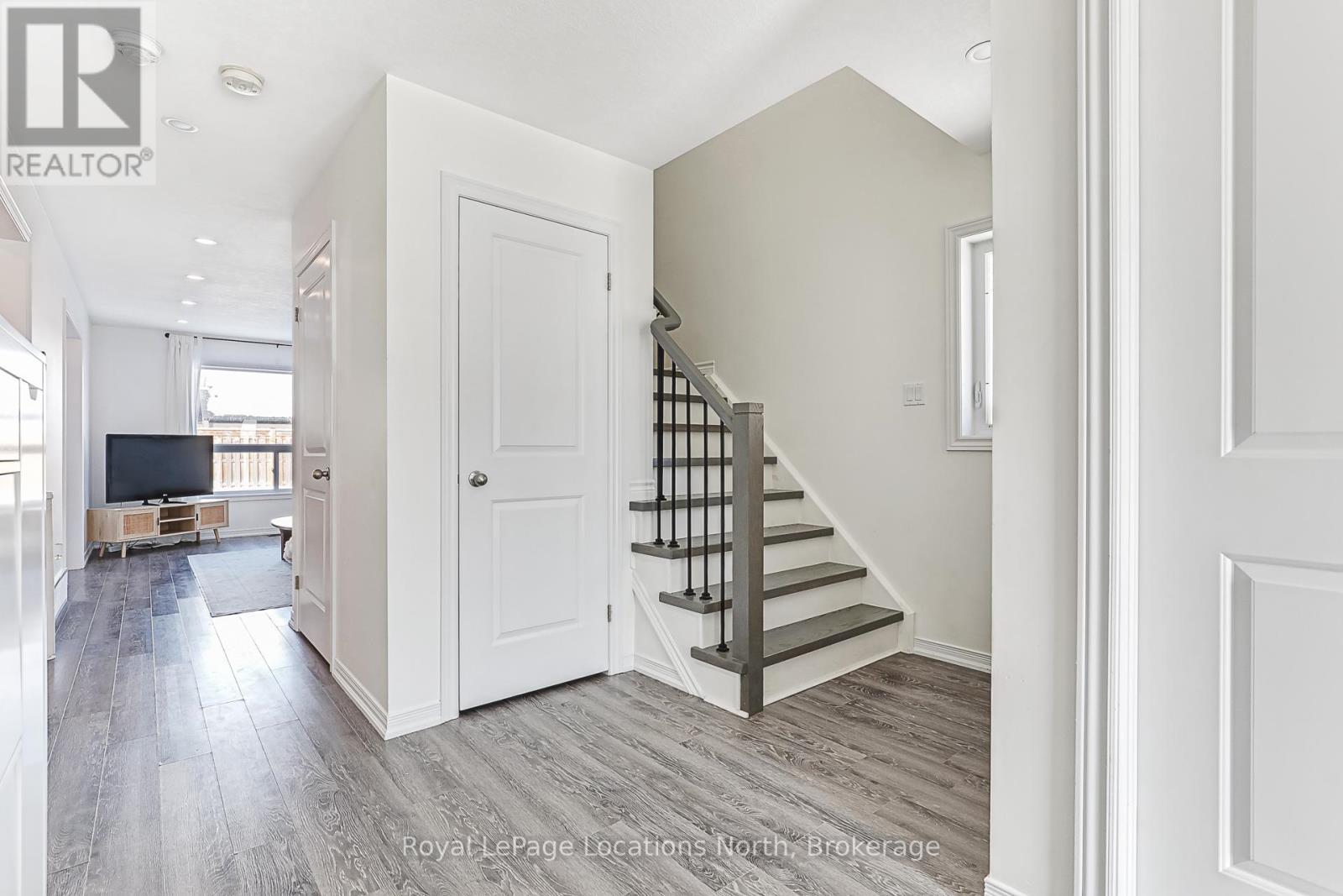 43 Cooper Street, Collingwood, Ontario  L9Y 0W8 - Photo 8 - S12052750