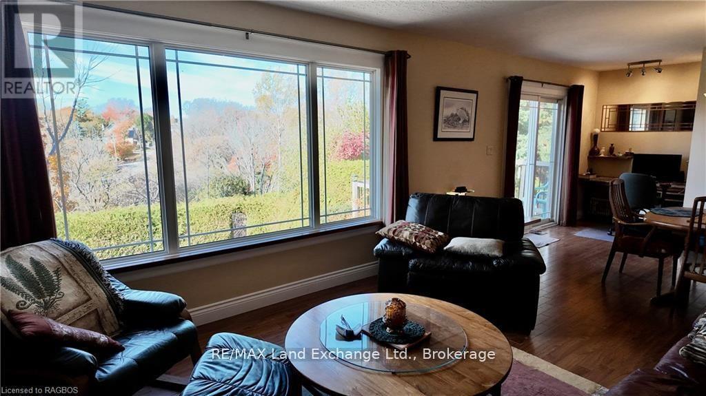 730 Campbell Avenue, Kincardine, Ontario  N2Z 1V9 - Photo 13 - X12052689