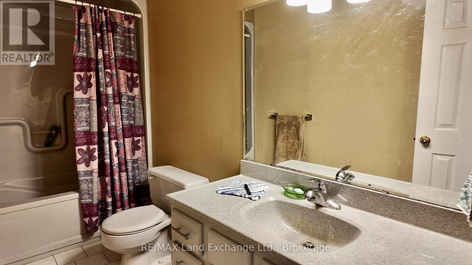 730 Campbell Avenue, Kincardine, Ontario  N2Z 1V9 - Photo 16 - X12052689