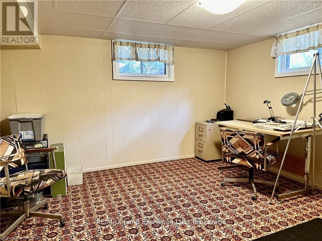730 Campbell Avenue, Kincardine, Ontario  N2Z 1V9 - Photo 22 - X12052689