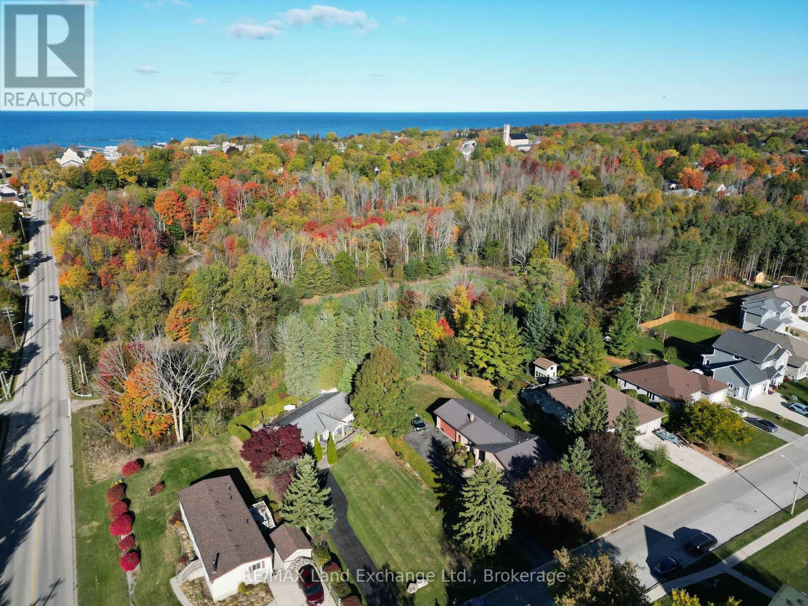 730 Campbell Avenue, Kincardine, Ontario  N2Z 1V9 - Photo 31 - X12052689