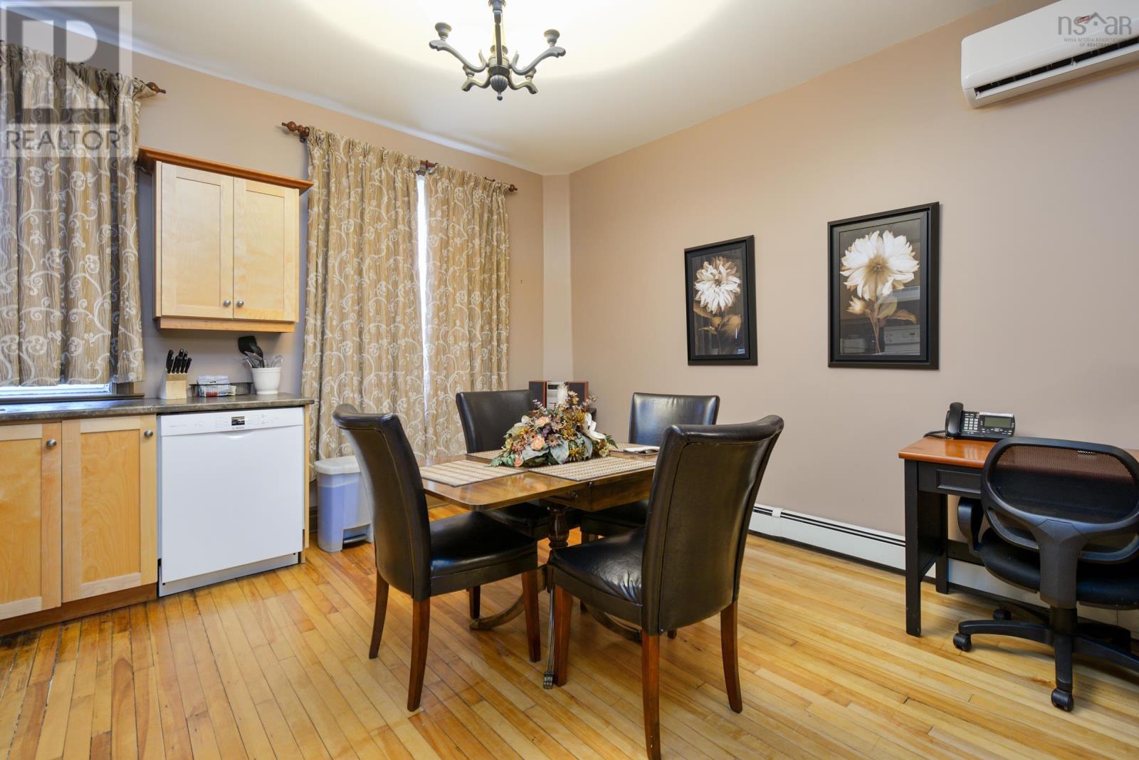 10 Pitt Street, Sydney, Nova Scotia  B1P 5X3 - Photo 16 - 202501171