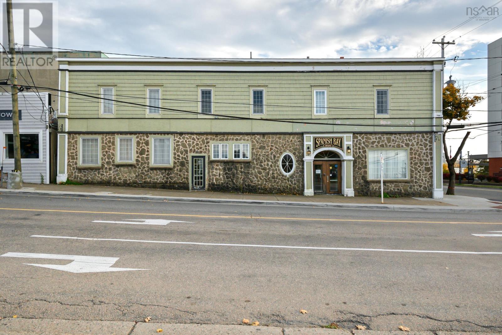 10 Pitt Street, Sydney, Nova Scotia  B1P 5X3 - Photo 47 - 202501171