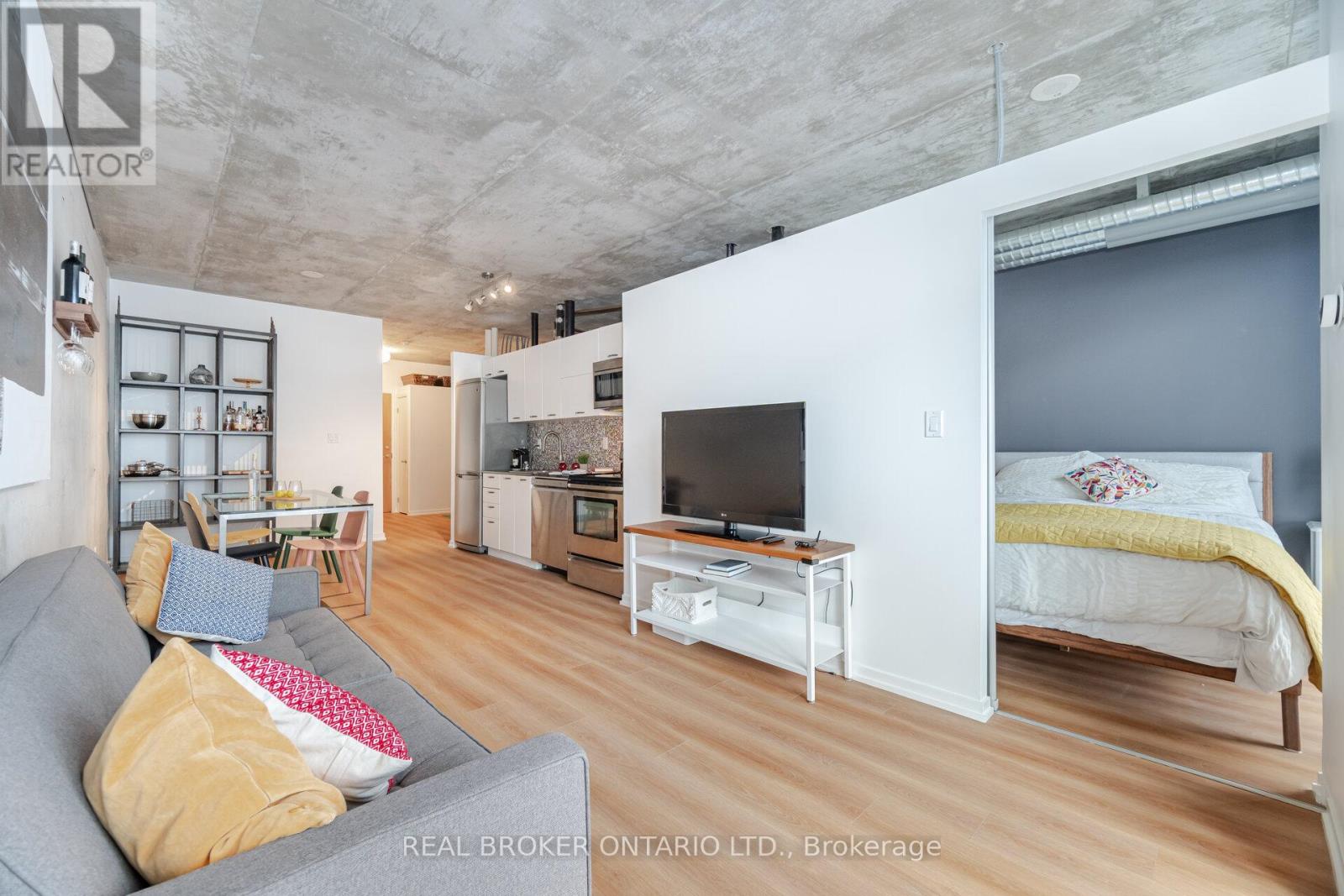 725 - 150 Sudbury Street, Toronto (Little Portugal), Ontario  M6J 3S8 - Photo 2 - C12052699