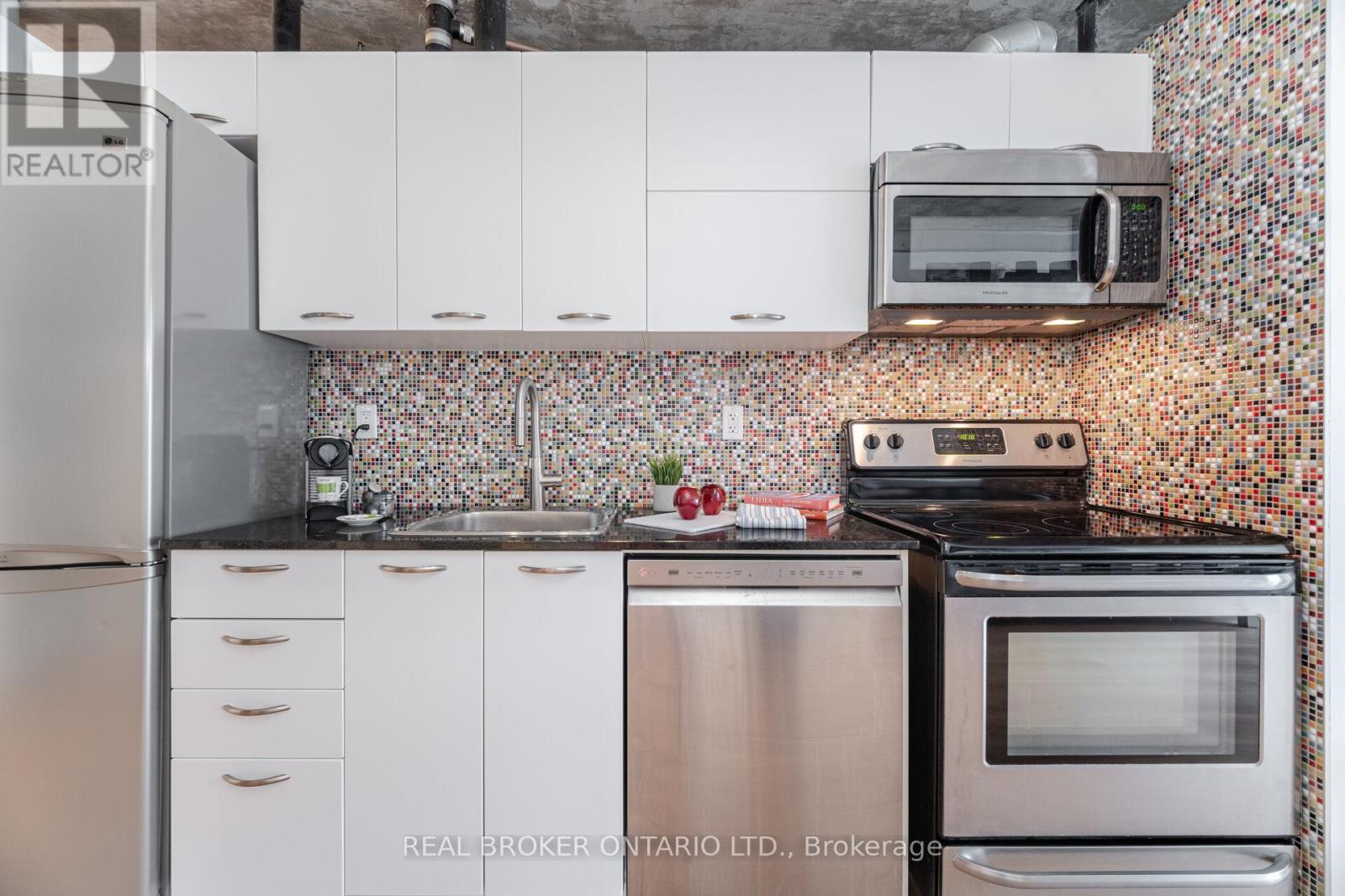 725 - 150 Sudbury Street, Toronto (Little Portugal), Ontario  M6J 3S8 - Photo 7 - C12052699