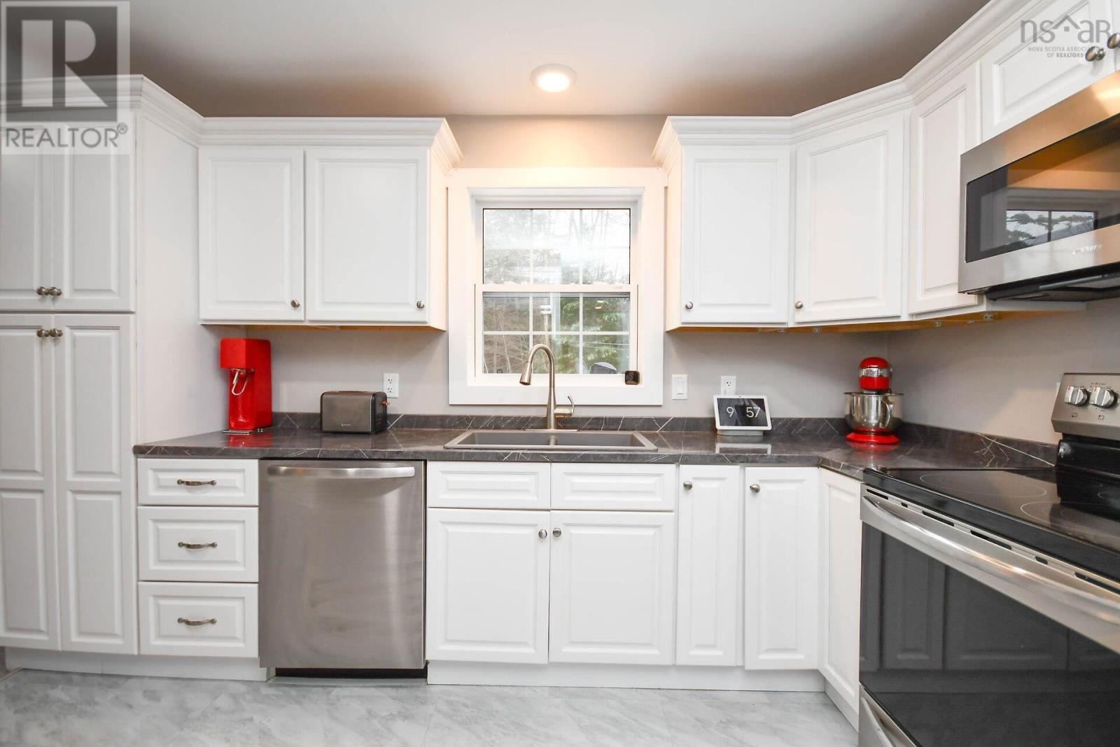 116 Cross Road, Crowes Mills, Nova Scotia  B0M 1C0 - Photo 8 - 202503716