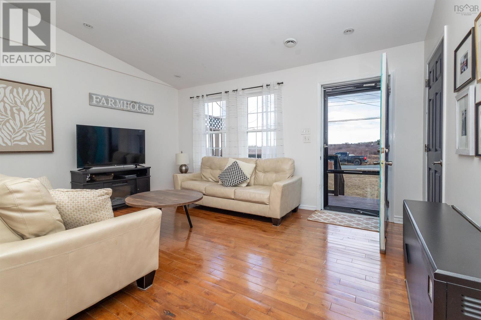 257 Mcintyre Lane, Glace Bay, Nova Scotia  B1A 5X6 - Photo 17 - 202506332