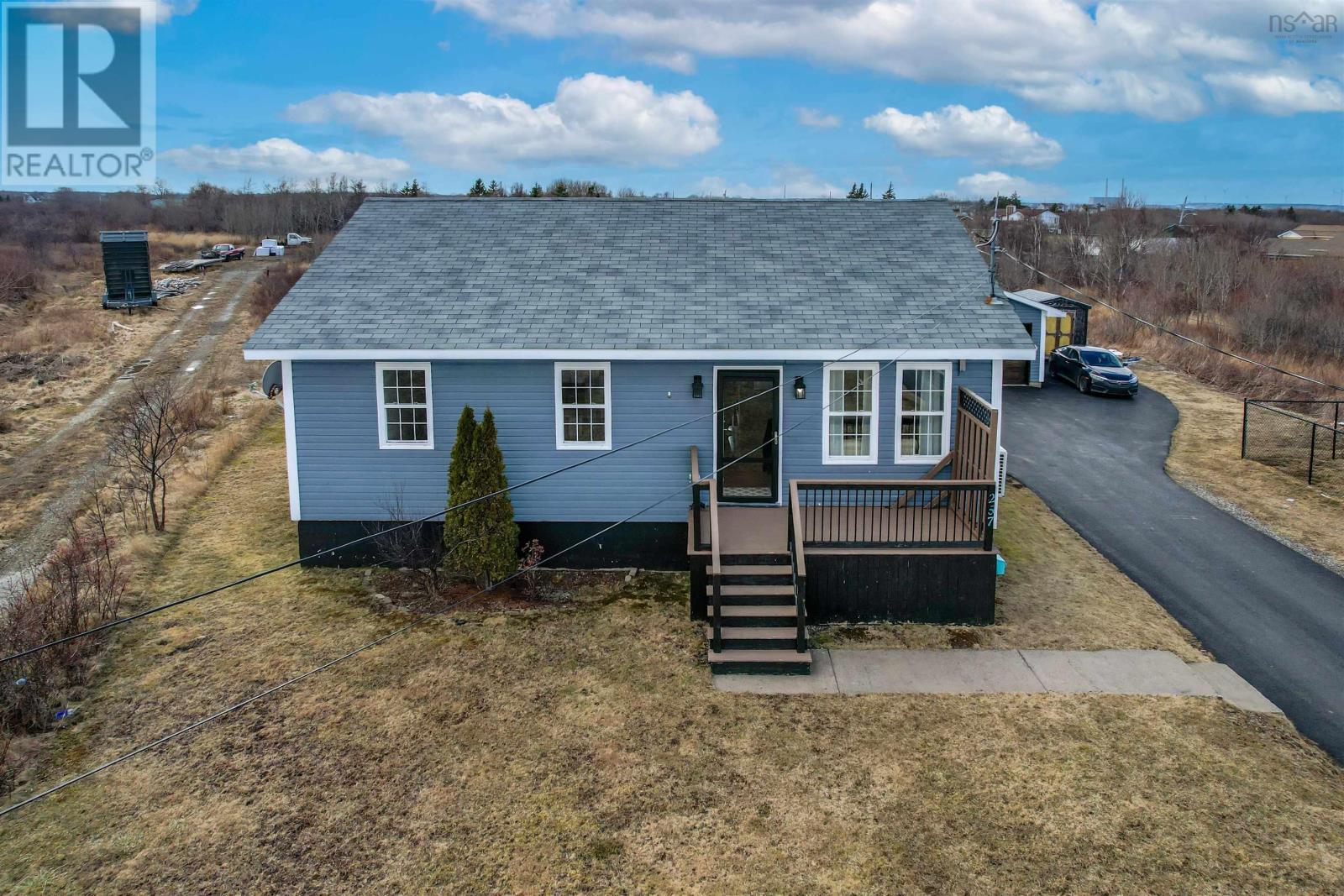 257 Mcintyre Lane, Glace Bay, Nova Scotia  B1A 5X6 - Photo 2 - 202506332