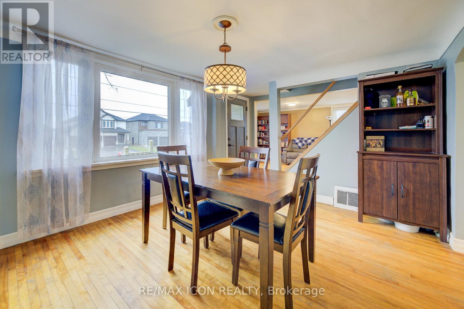 288 Winona Road, Hamilton, Ontario  L8E 5L3 - Photo 11 - X12052714