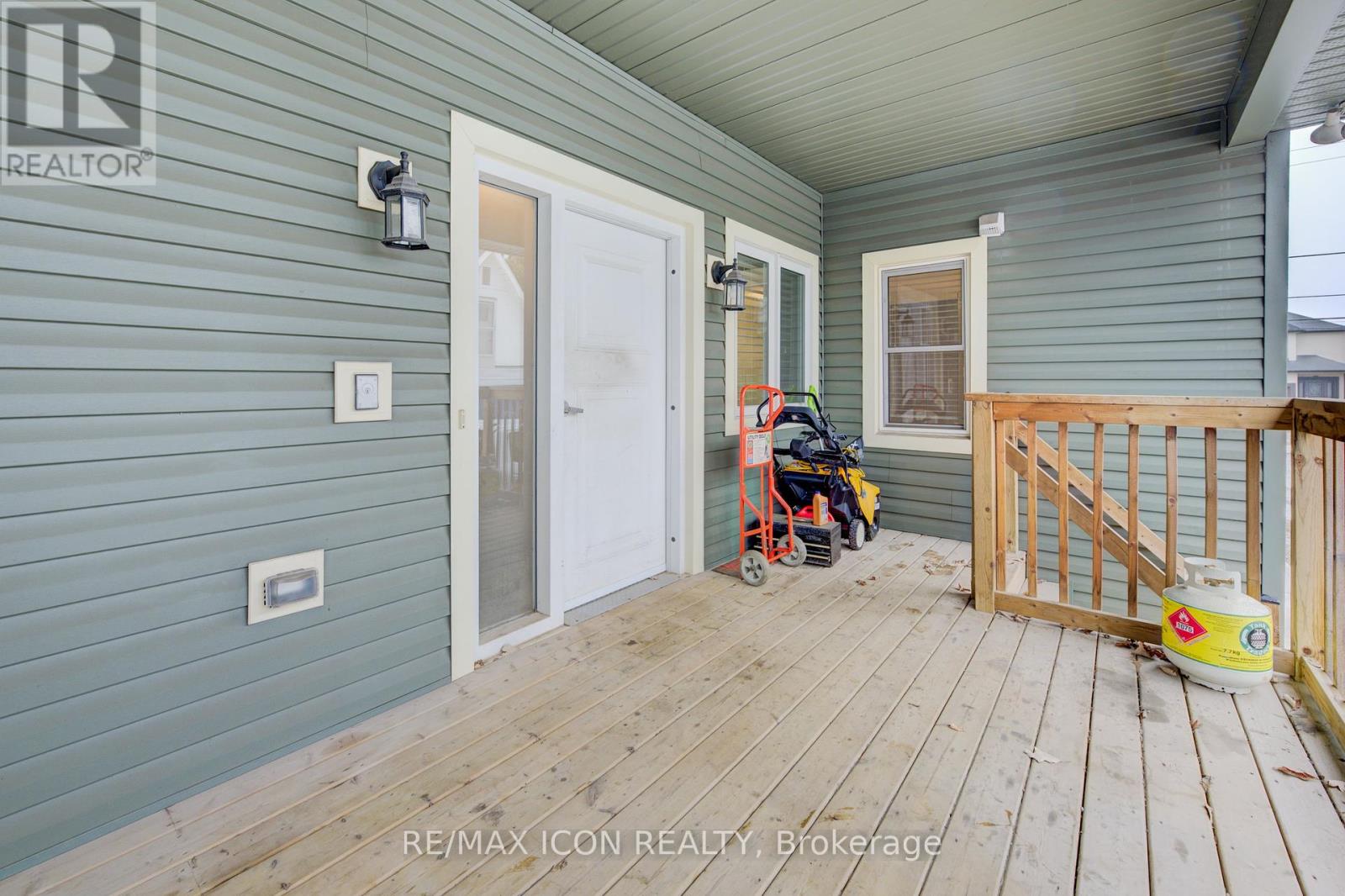 288 Winona Road, Hamilton, Ontario  L8E 5L3 - Photo 6 - X12052714