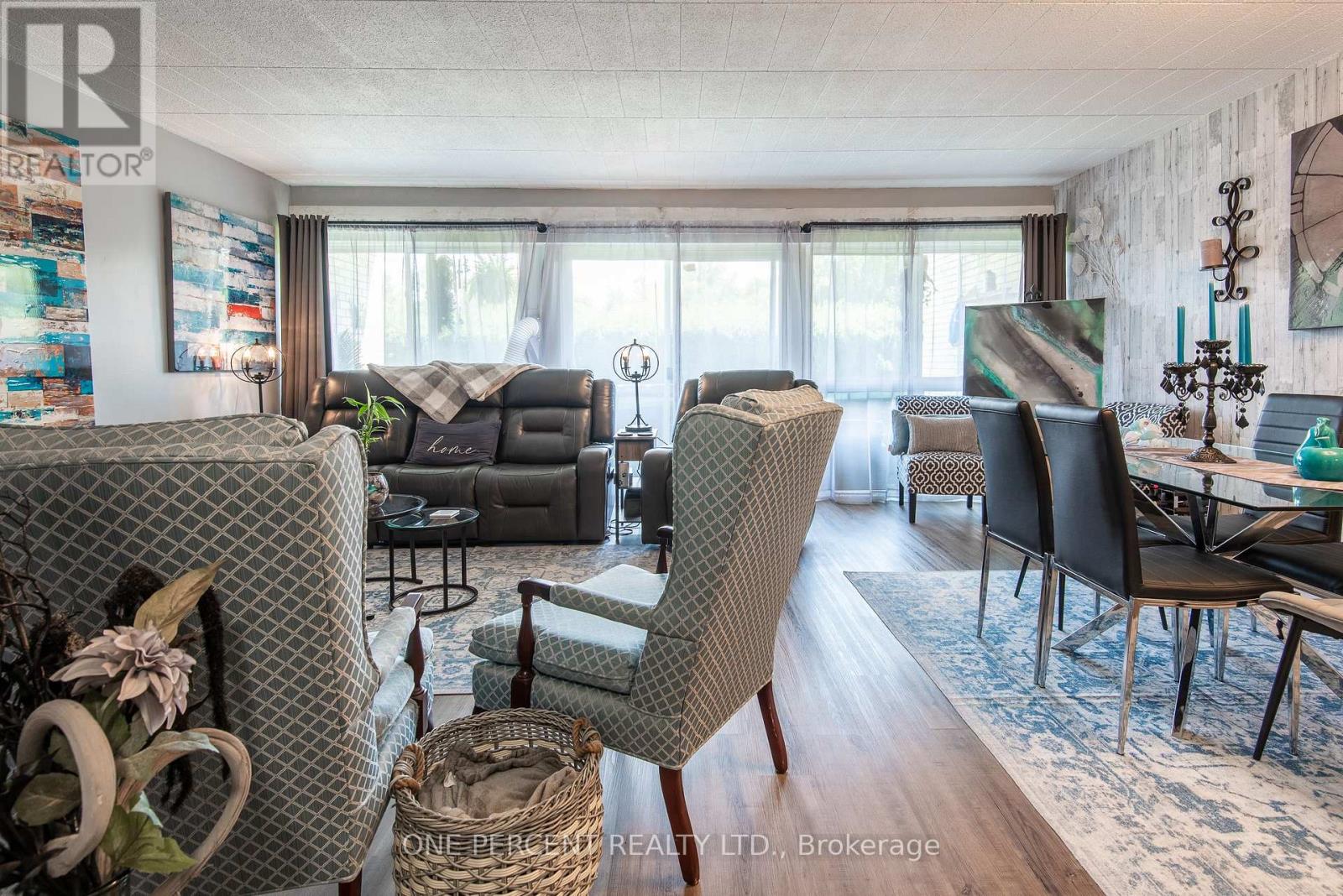 Property at 103 - 105 CONROY CRESCENT image 1