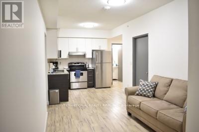 Property at 35 - 258C SUNVIEW STREET W image 1