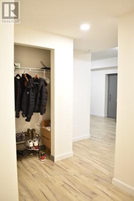 Property at 35 - 258C SUNVIEW STREET W image 5