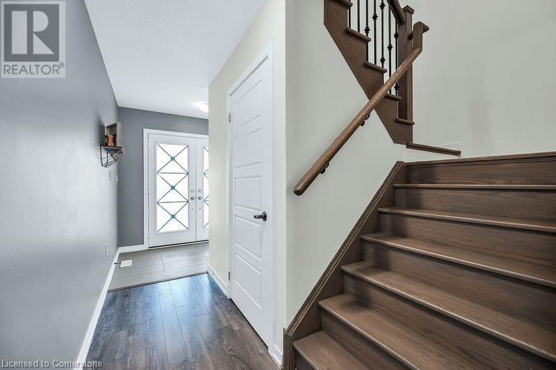 Property at 18 SCARLETWOOD Street image 5