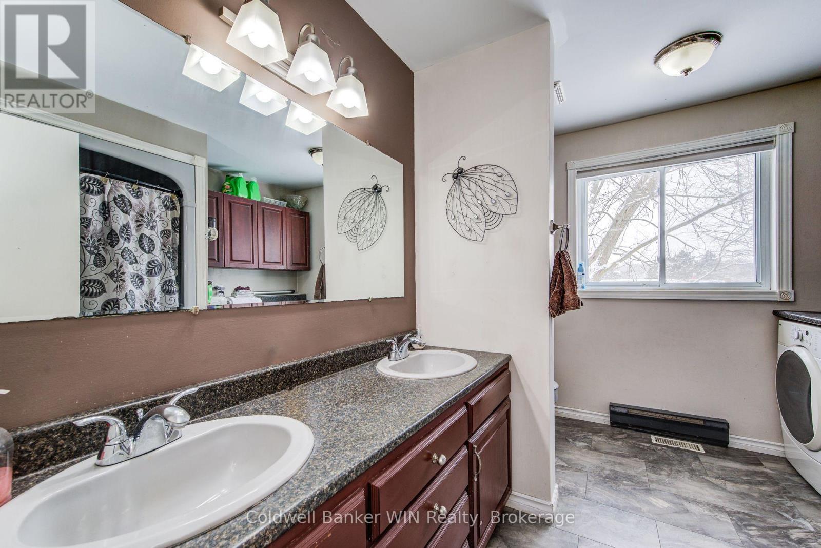 425 Clyde Street, Wellington North, Ontario  N0G 2L3 - Photo 21 - X11996665