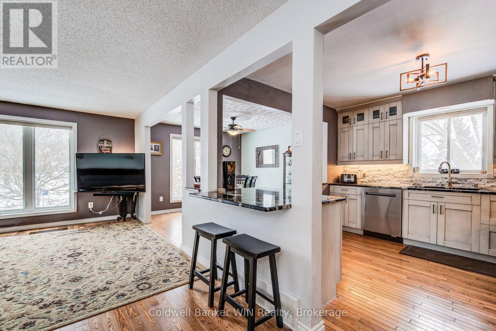 425 Clyde Street, Wellington North, Ontario  N0G 2L3 - Photo 6 - X11996665