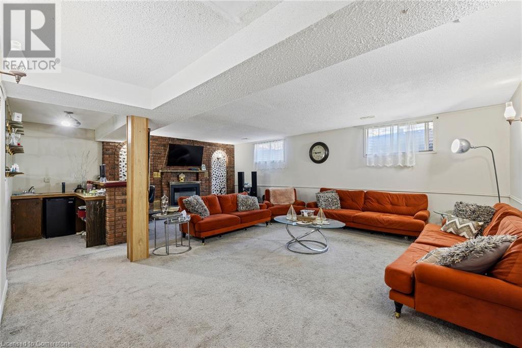 490 Queen Victoria Drive, Hamilton, Ontario  L8W 1G9 - Photo 33 - 40704297