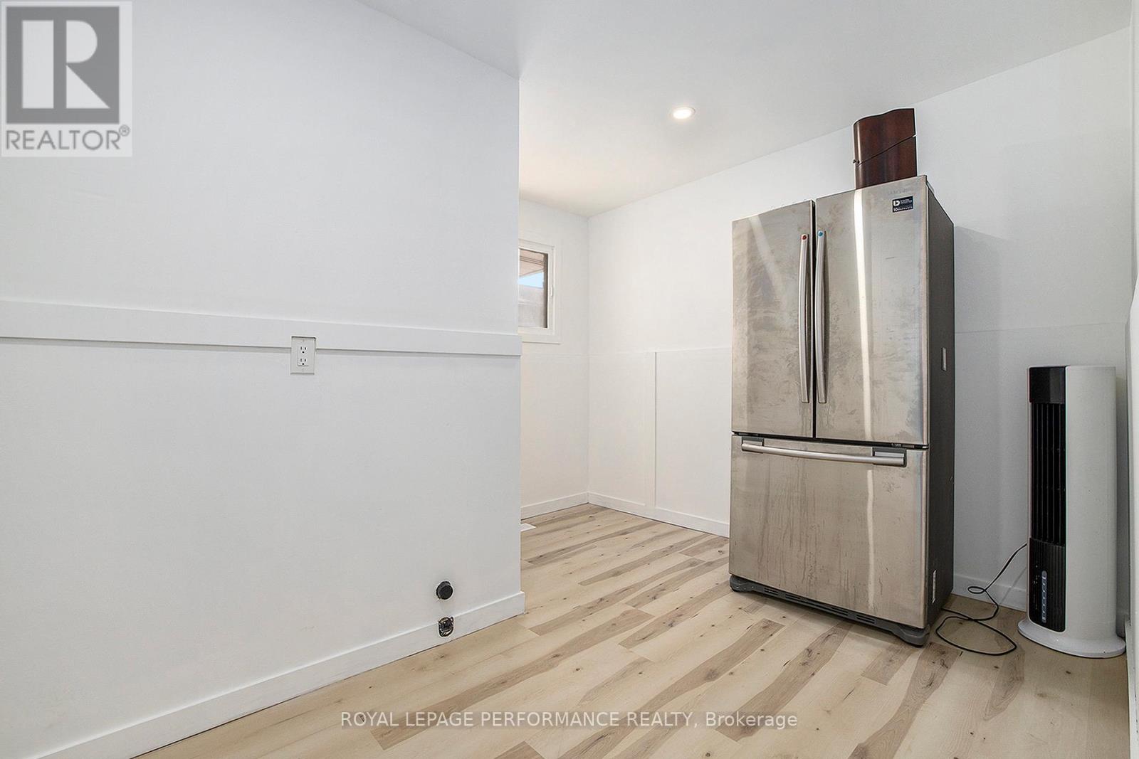 1444 Normandy Crescent, Ottawa, Ontario  K2C 0N6 - Photo 16 - X12052845