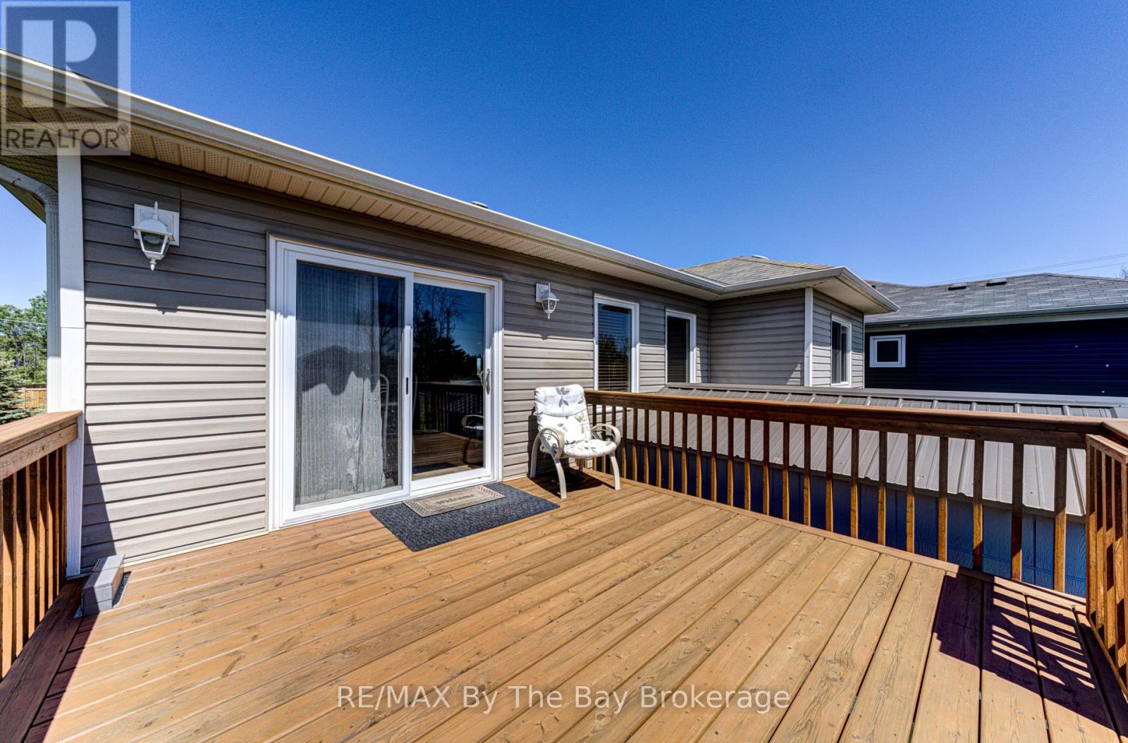 9 George Avenue, Wasaga Beach, Ontario  L9Z 2X9 - Photo 26 - S12052791
