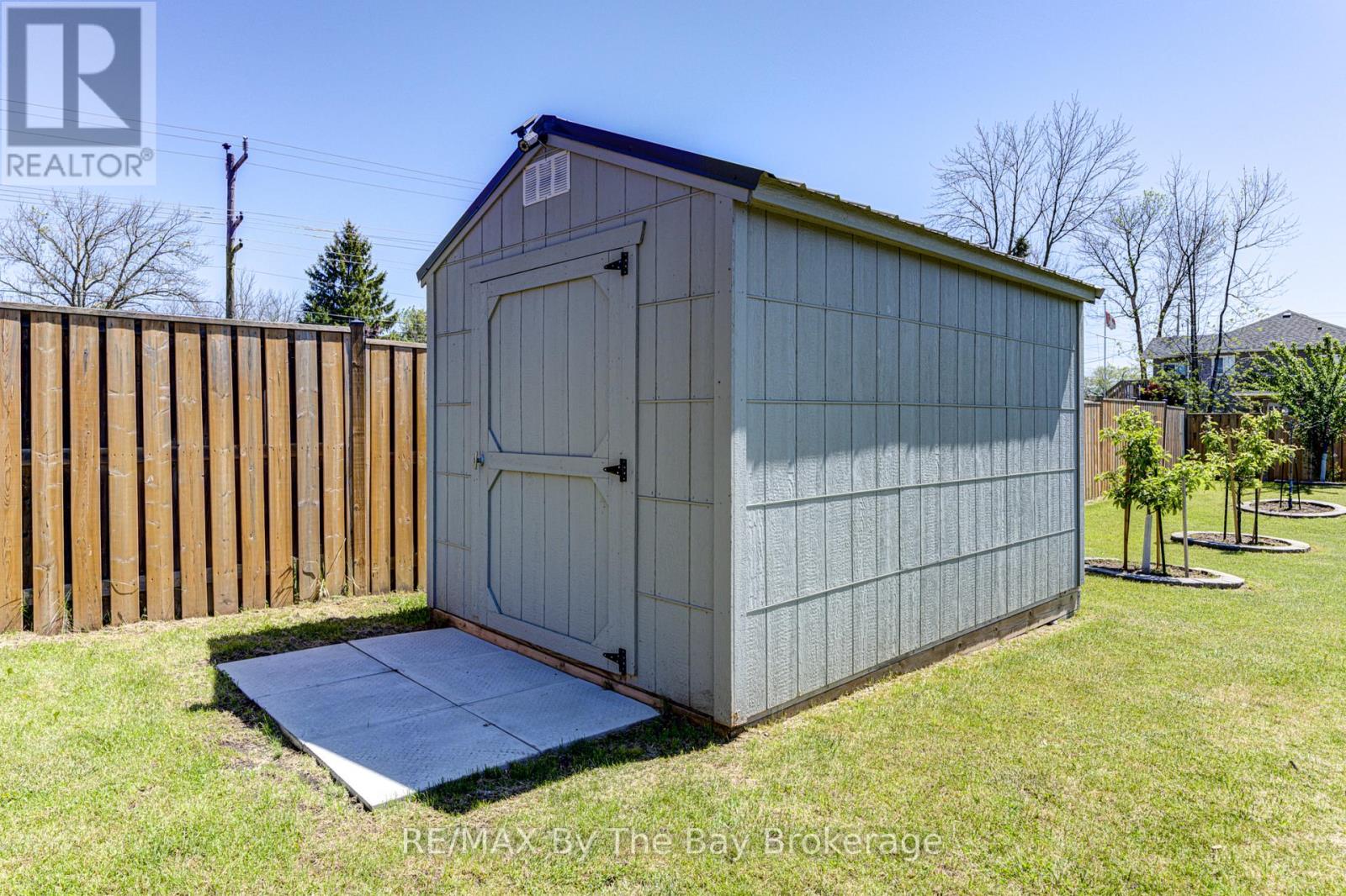 9 George Avenue, Wasaga Beach, Ontario  L9Z 2X9 - Photo 30 - S12052791