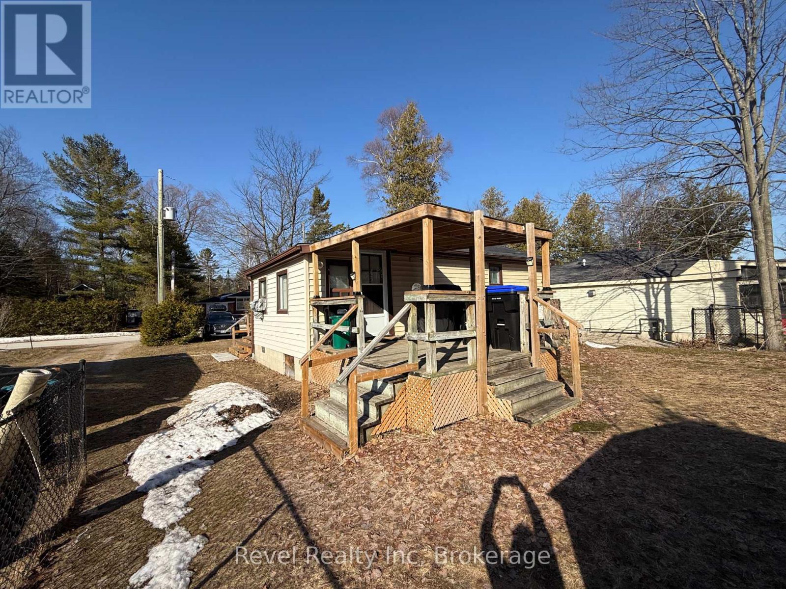 35 61st Street S, Wasaga Beach, Ontario  L9Z 1V7 - Photo 10 - S12039672