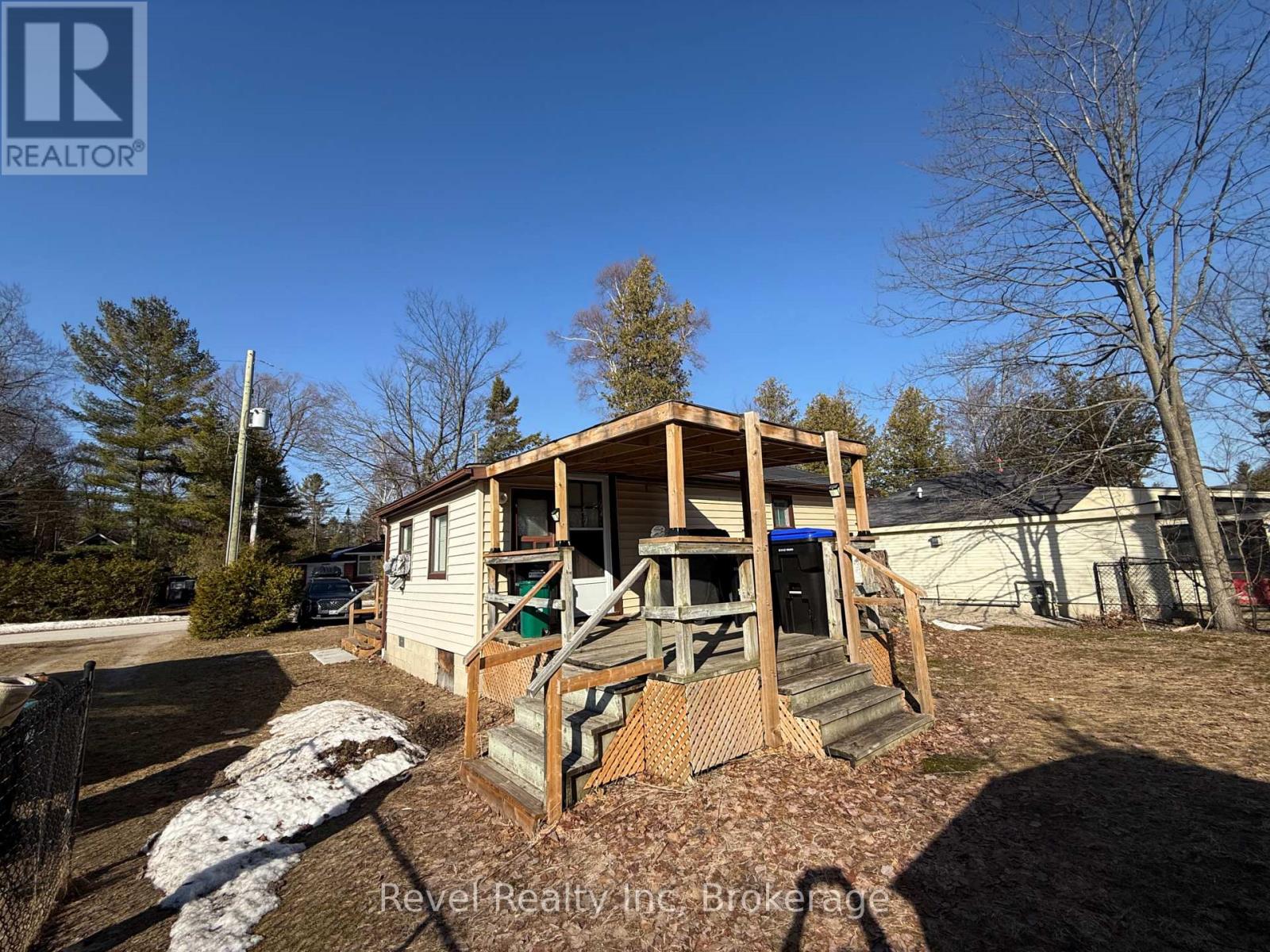 35 61st Street S, Wasaga Beach, Ontario  L9Z 1V7 - Photo 11 - S12039672
