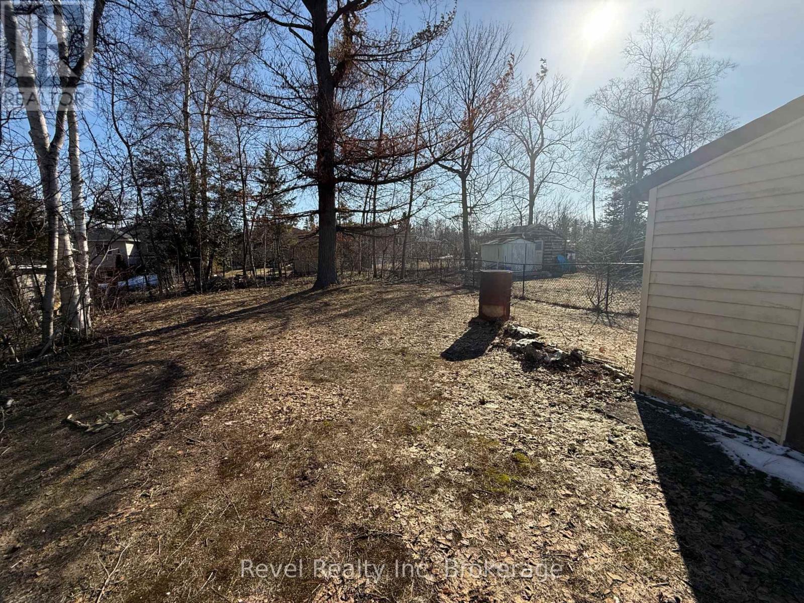 35 61st Street S, Wasaga Beach, Ontario  L9Z 1V7 - Photo 8 - S12039672