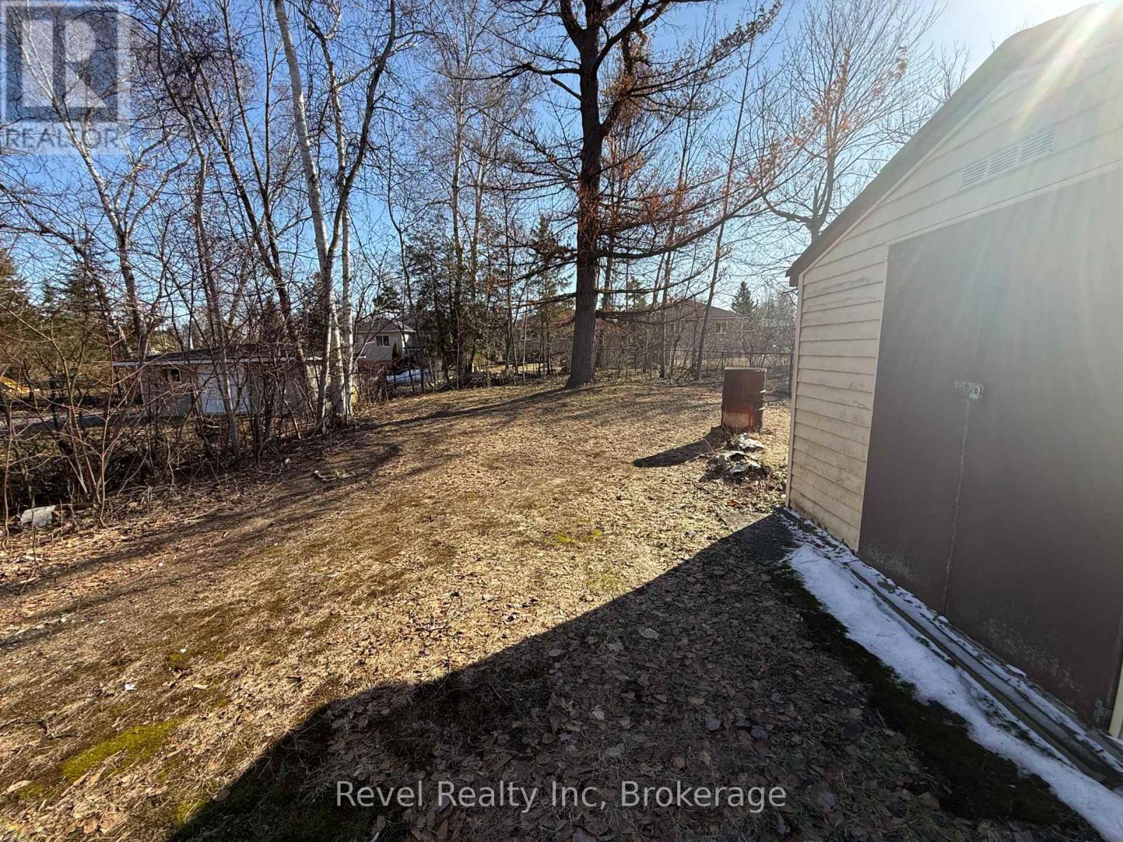 35 61st Street S, Wasaga Beach, Ontario  L9Z 1V7 - Photo 9 - S12039672