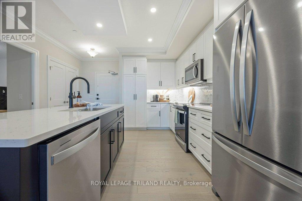 Photo 12 of 43 for 907 - 480 Callaway Road
