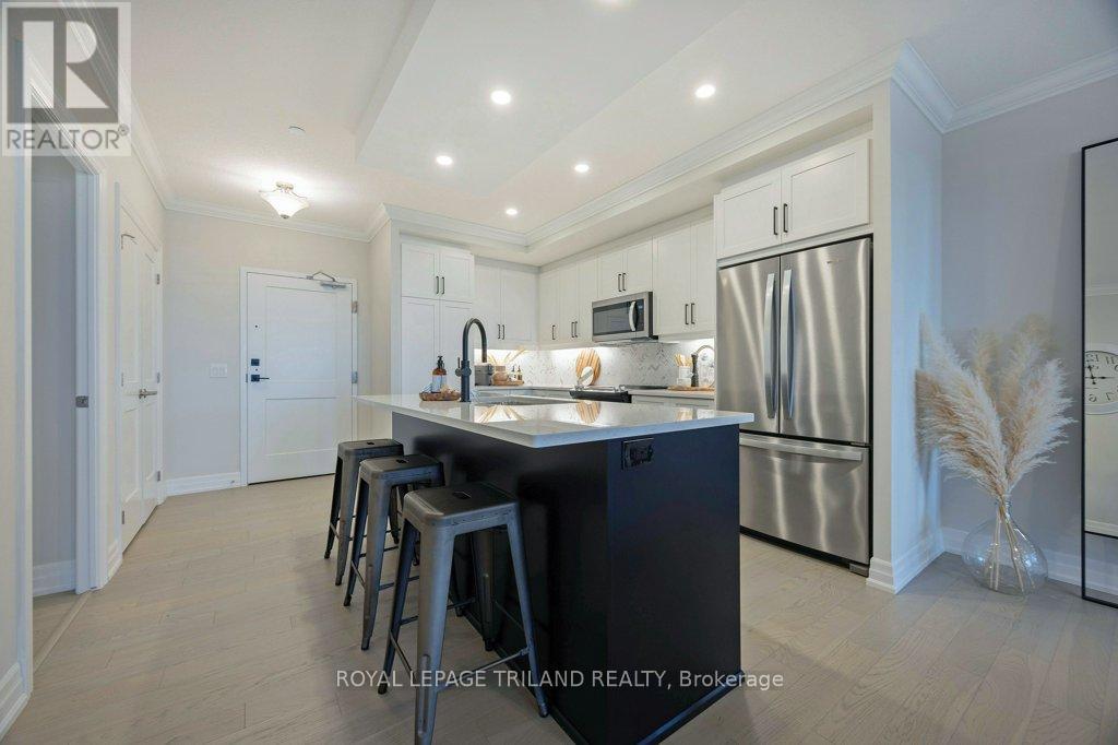 Photo 9 of 43 for 907 - 480 Callaway Road