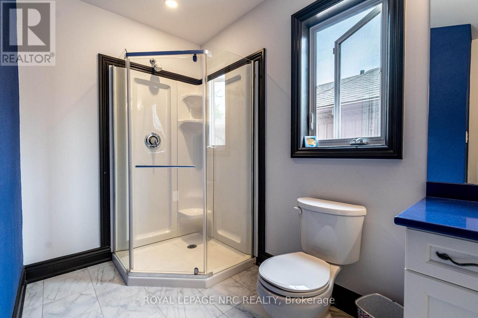 4807 Zimmerman Avenue, Niagara Falls (Downtown), Ontario  L2E 3N1 - Photo 25 - X12052899