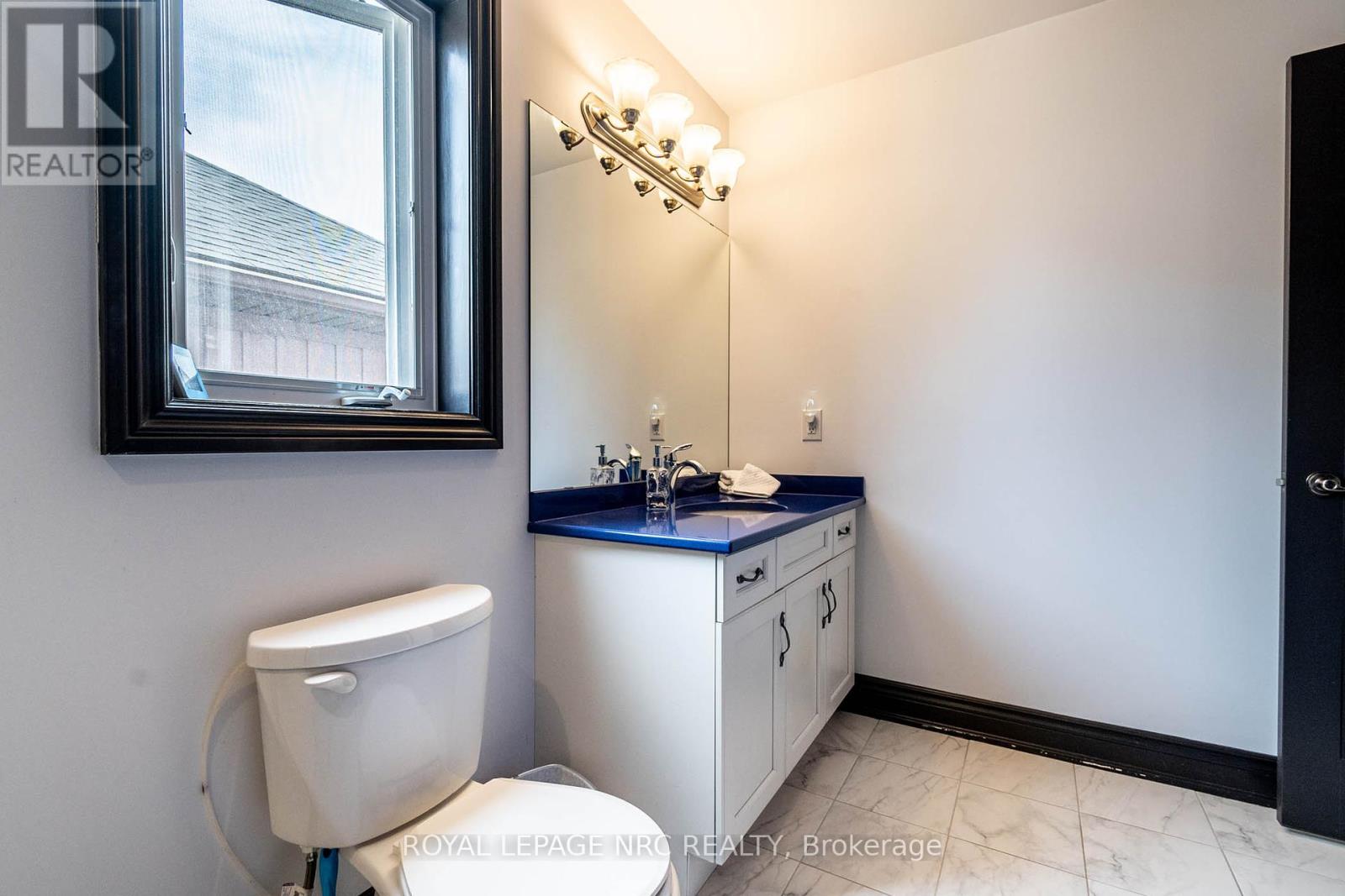 4807 Zimmerman Avenue, Niagara Falls (Downtown), Ontario  L2E 3N1 - Photo 26 - X12052899