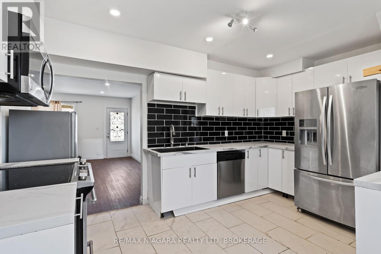 12 Nickel Street, Port Colborne, Ontario  L3K 1A9 - Photo 11 - X12053122