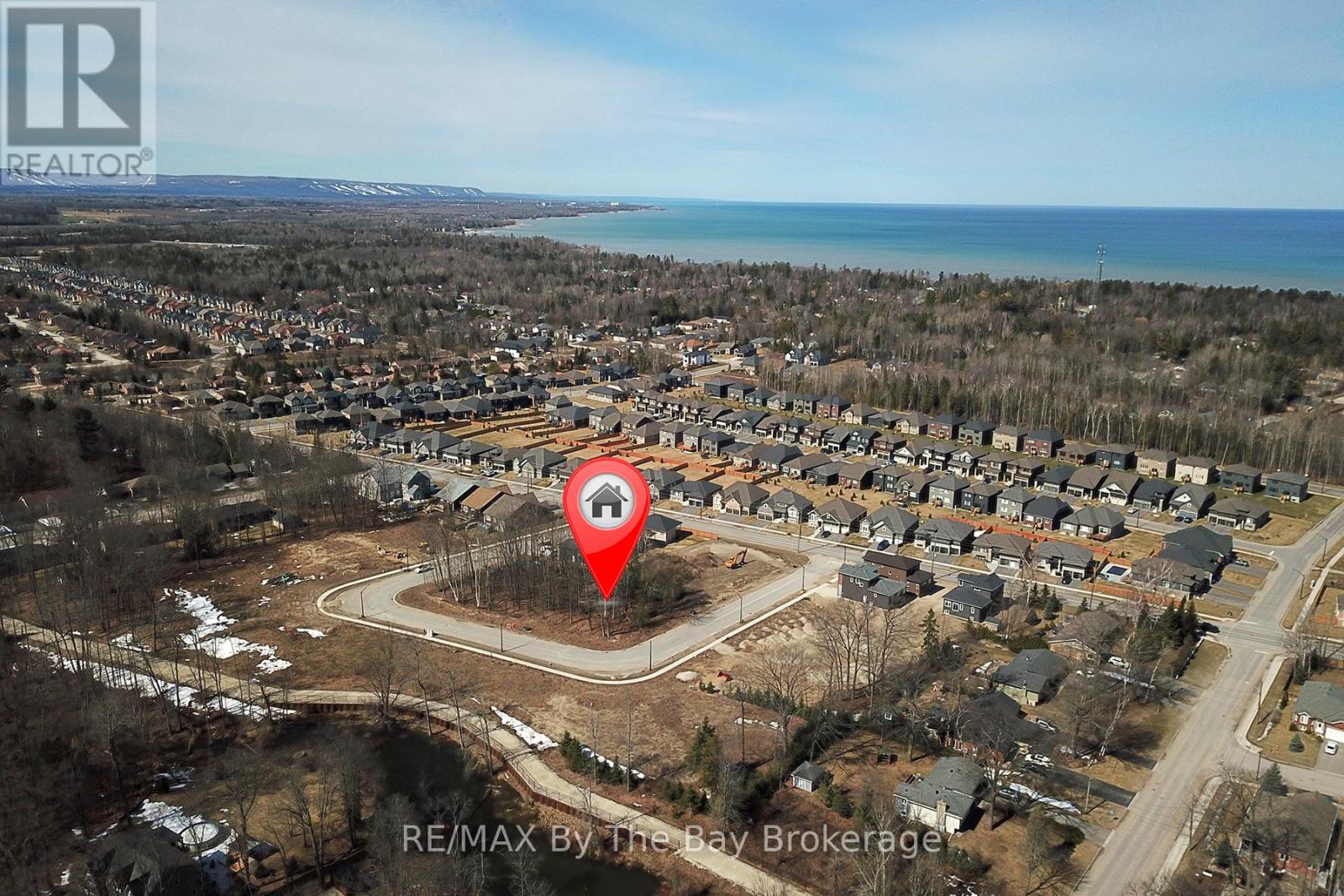 34 JOANNE CRESCENT, Wasaga Beach, Ontario
