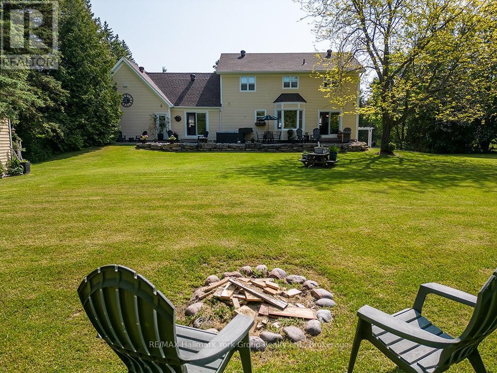 788267 Grey 13 Road, Blue Mountains, Ontario  N0H 1J0 - Photo 24 - X12053057