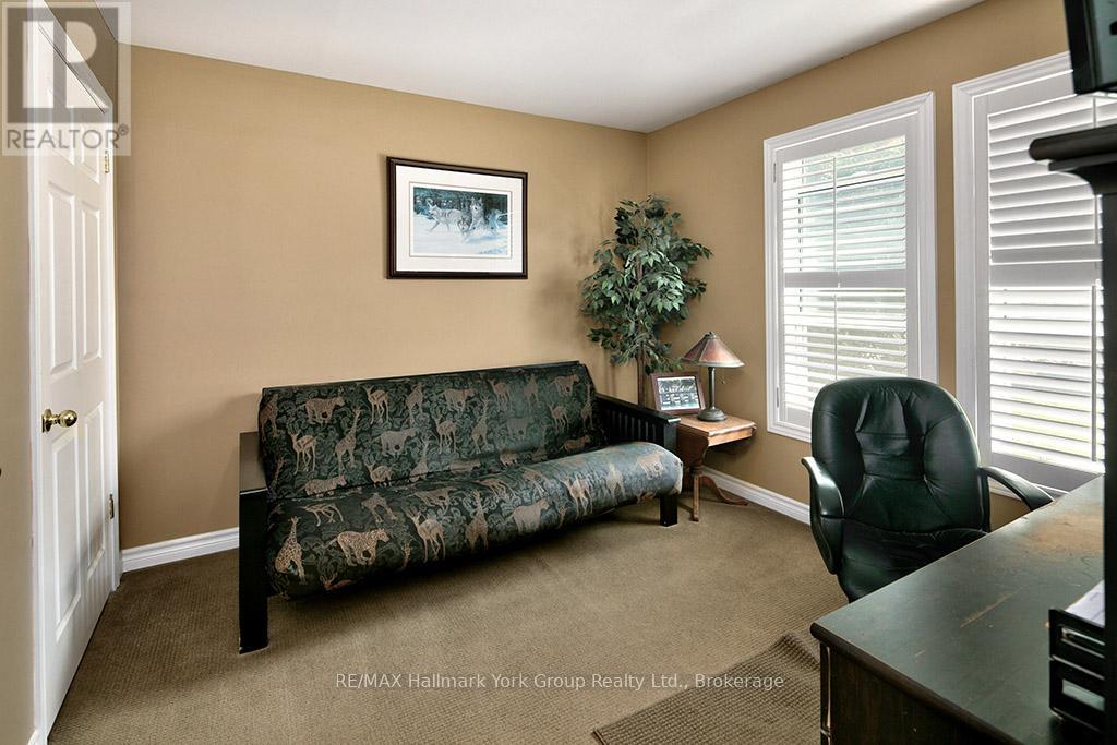 788267 Grey 13 Road, Blue Mountains, Ontario  N0H 1J0 - Photo 31 - X12053057