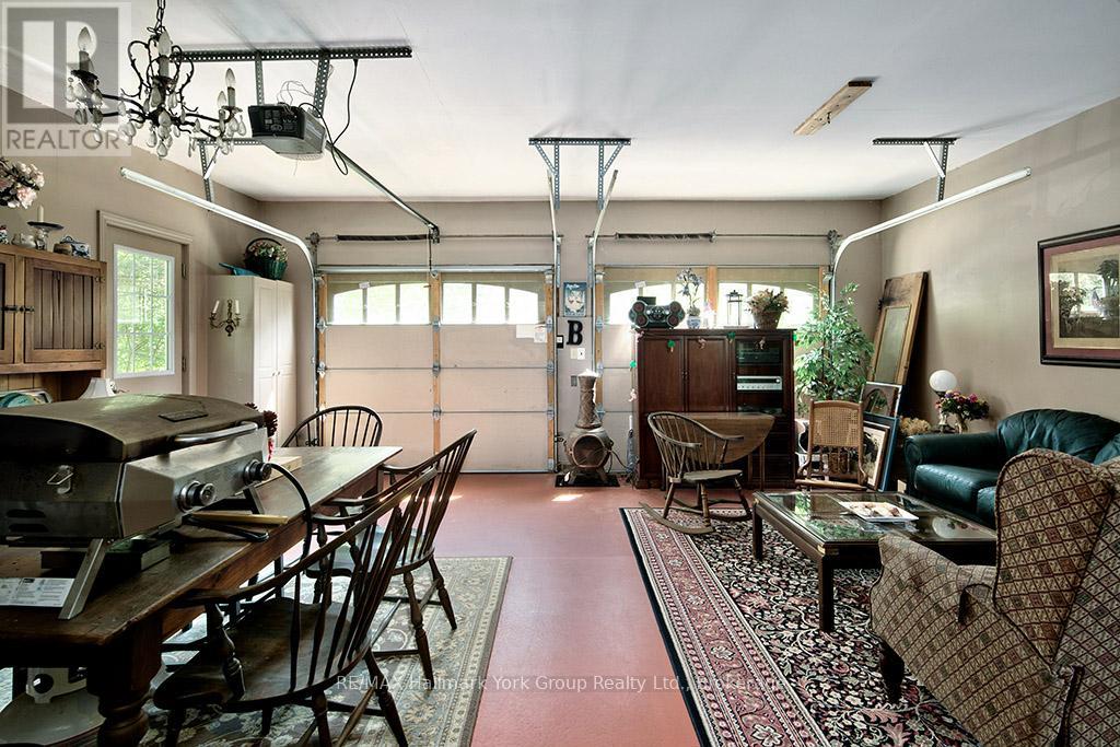 788267 Grey 13 Road, Blue Mountains, Ontario  N0H 1J0 - Photo 32 - X12053057