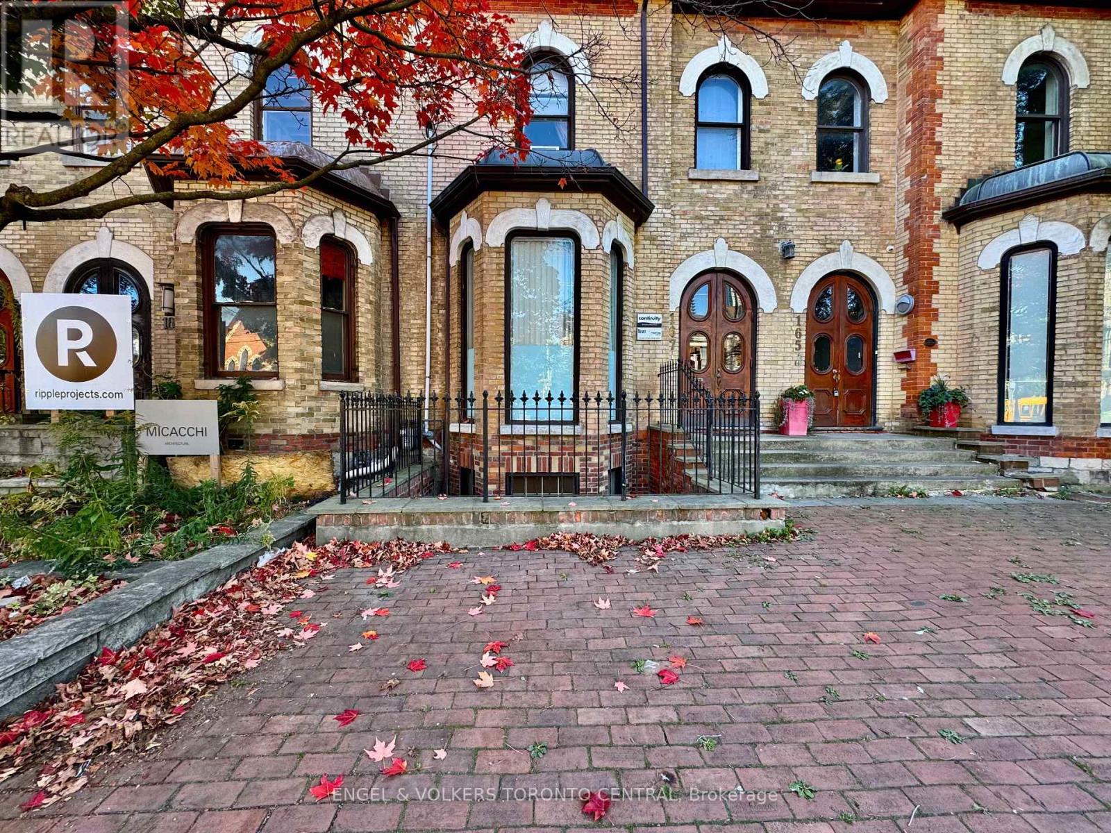 Main - 167 Carlton Street, Toronto, Ontario  M5A 2K3 - Photo 2 - C12052969