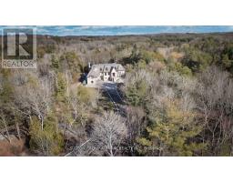 105 KING HILLS LANE, King, Ontario