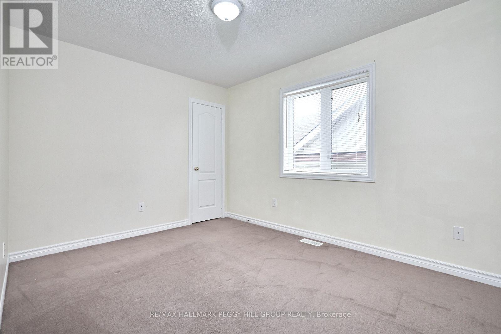 32 Legion Way, Essa, Ontario  L0M 1B5 - Photo 10 - N12053102