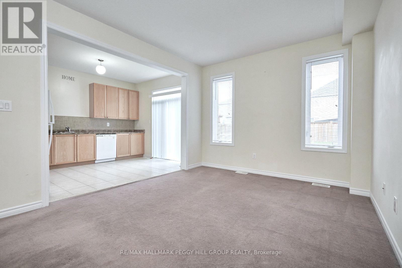 32 Legion Way, Essa, Ontario  L0M 1B5 - Photo 4 - N12053102
