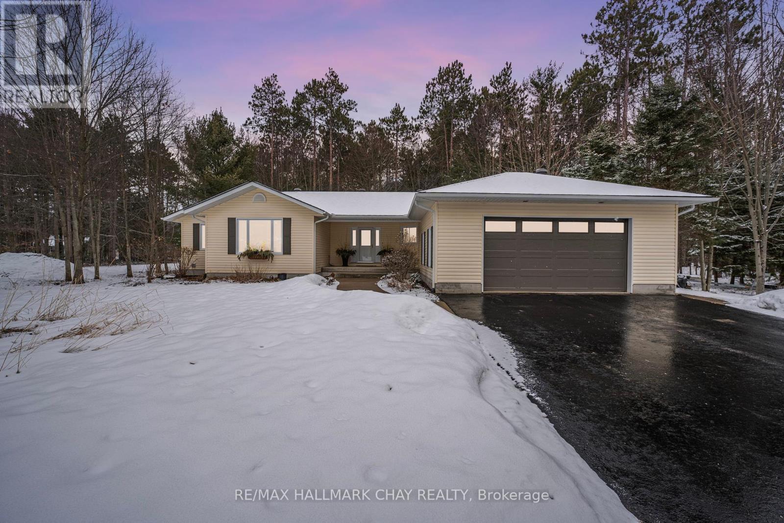 Property at 37 STERLING DRIVE image 2